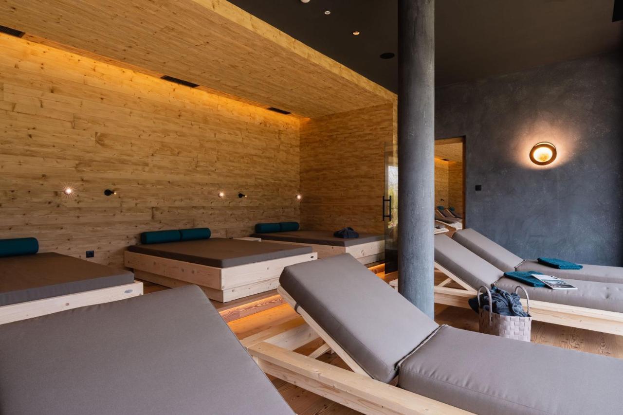 Hotel Schopfenhof San Candido Ngoại thất bức ảnh