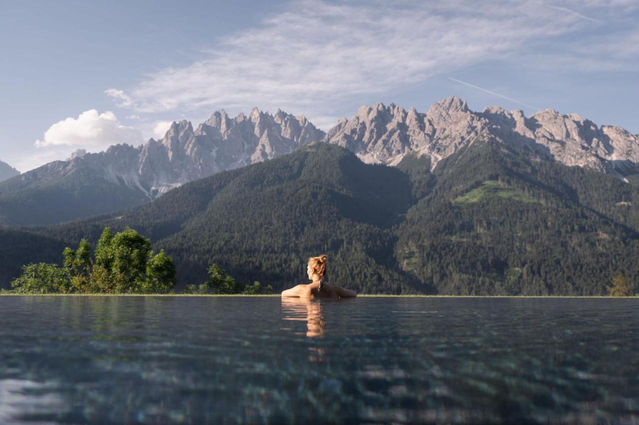 Hotel Schopfenhof San Candido Ngoại thất bức ảnh