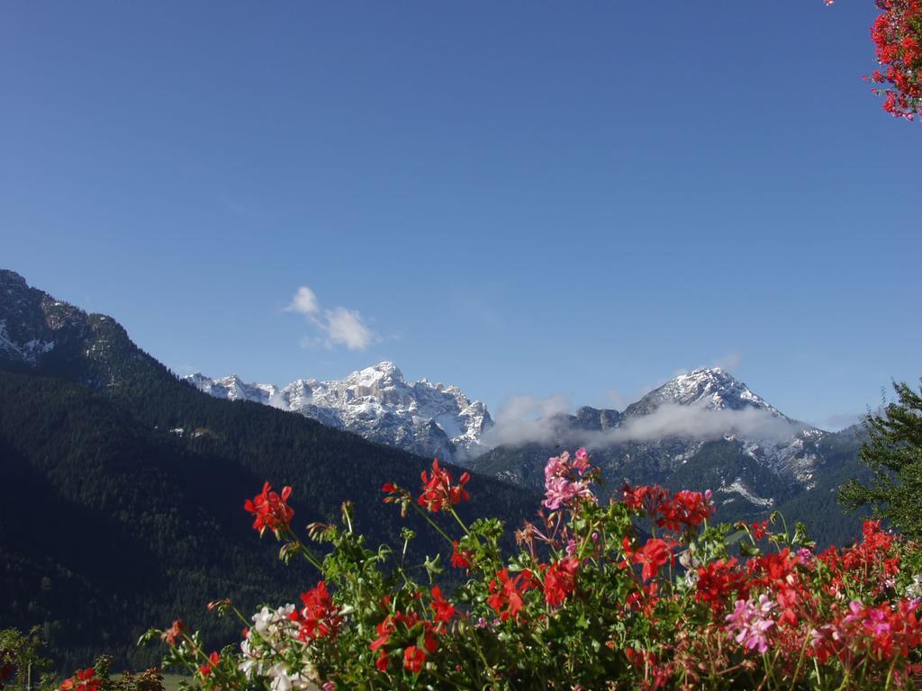 Hotel Schopfenhof San Candido Ngoại thất bức ảnh