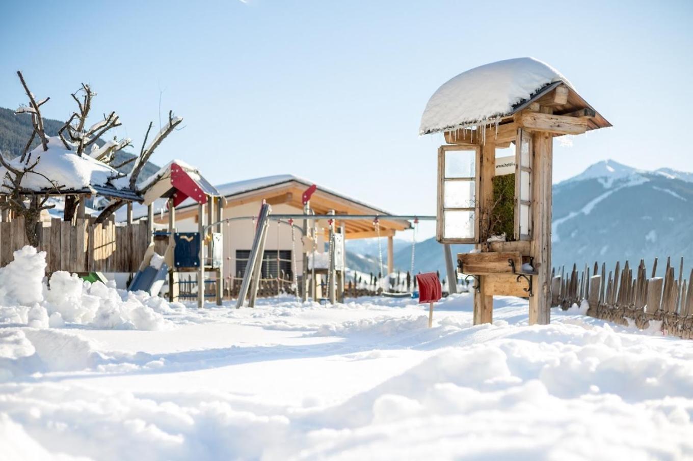Hotel Schopfenhof San Candido Ngoại thất bức ảnh