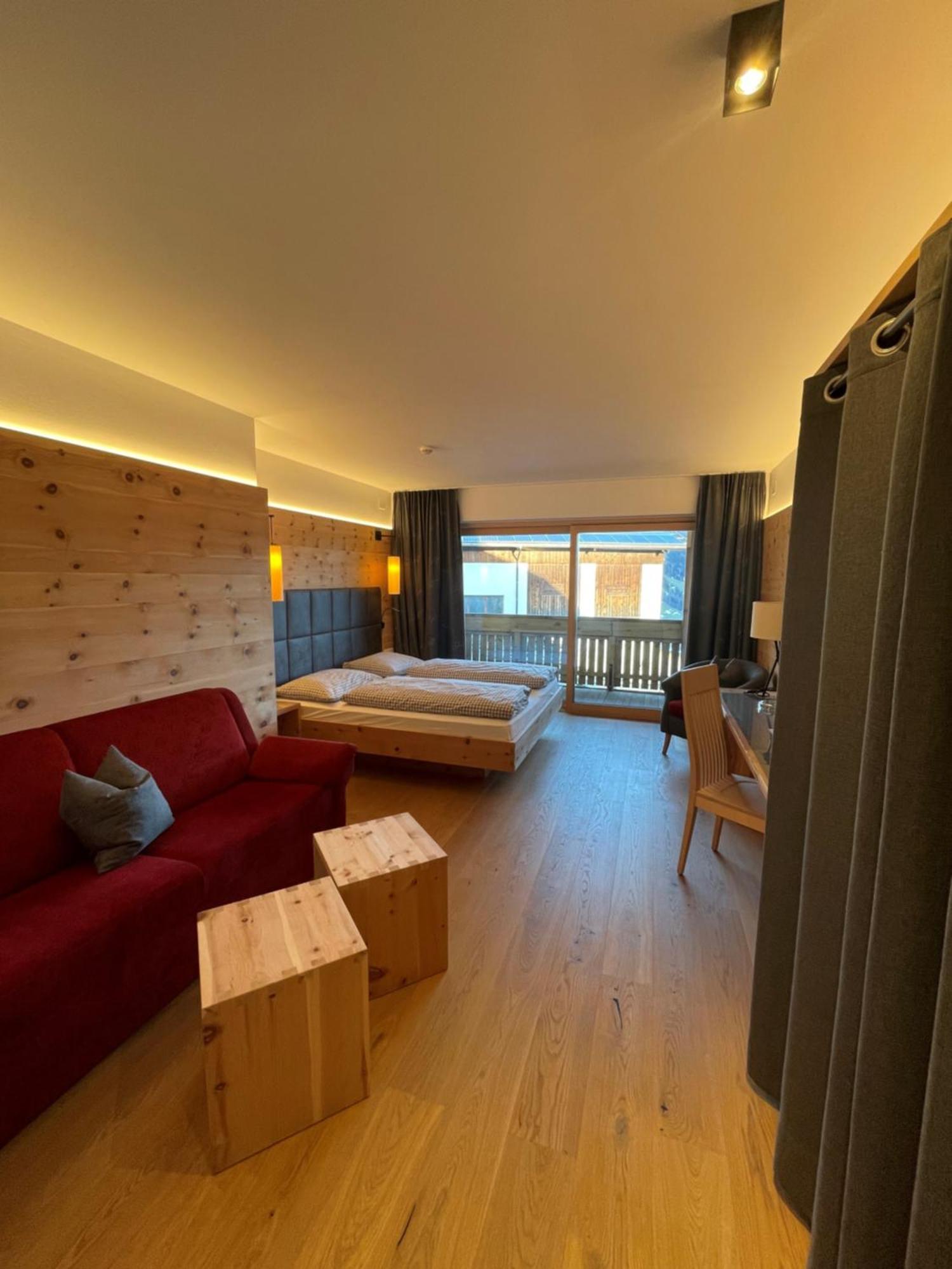 Hotel Schopfenhof San Candido Ngoại thất bức ảnh