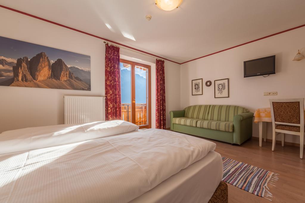 Hotel Schopfenhof San Candido Ngoại thất bức ảnh